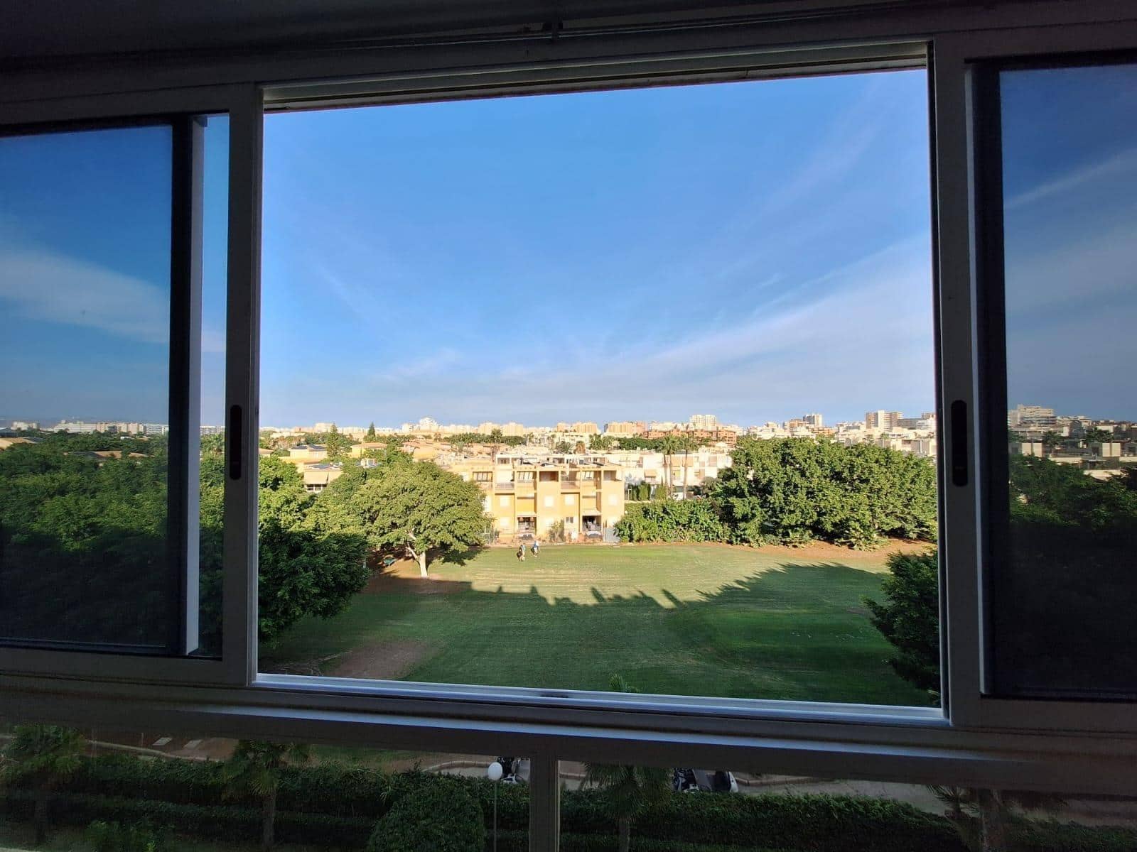 Piso de 3 habitaciones en Playa de San Juan en alquiler con piscina garaje - 1.800 € (Ref: 9403498)