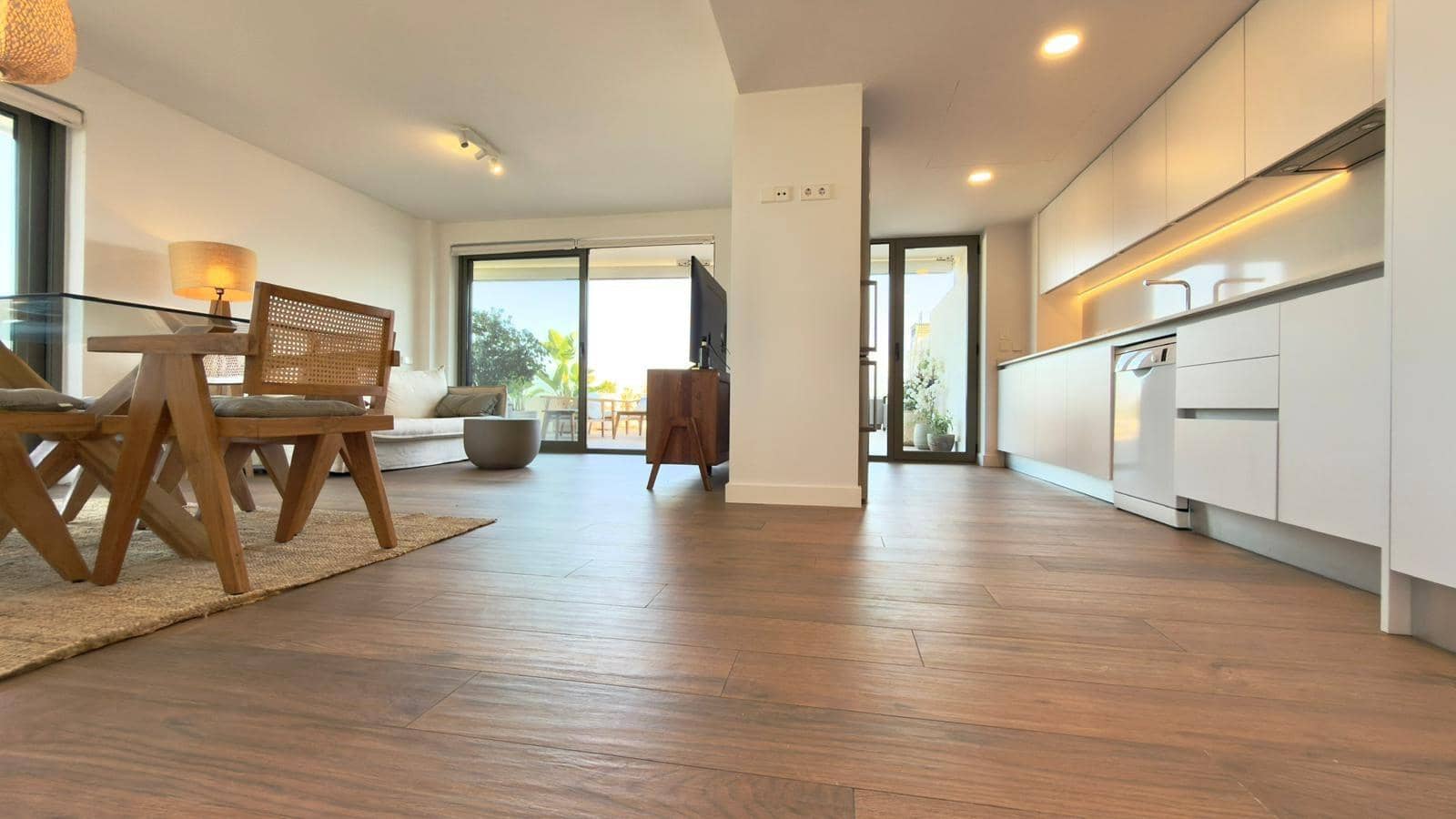 3 sovrum Takvåning till salu i Alicante stad med pool garage - 975 000 € (Ref: 9406733)