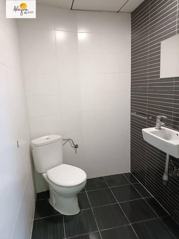 3 bedroom Commercial for sale in Burjassot - € 135,000 (Ref: 9406734)