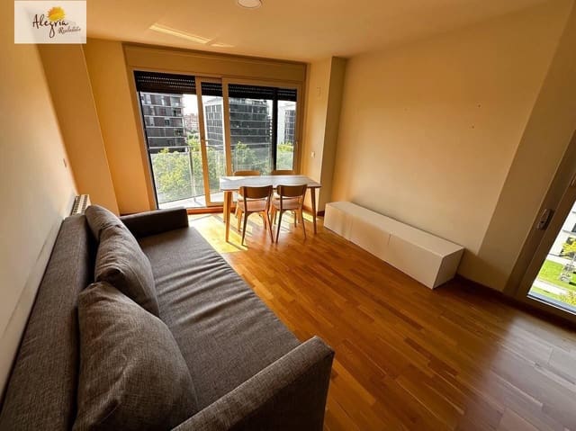 2 bedroom Apartment for rent in Oeste, Castelló de la Plana with pool - € 1,100 (Ref: 9409271)