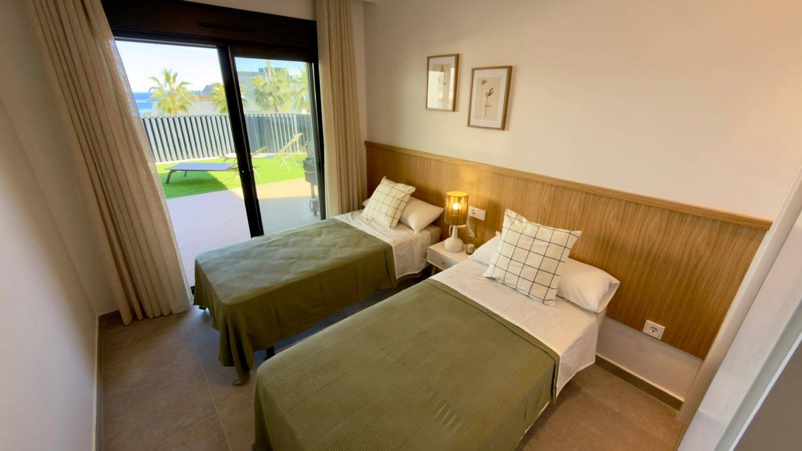 Apartamento de 3 habitaciones en Santa Pola en alquiler con piscina garaje - 1.700 € (Ref: 9414216)