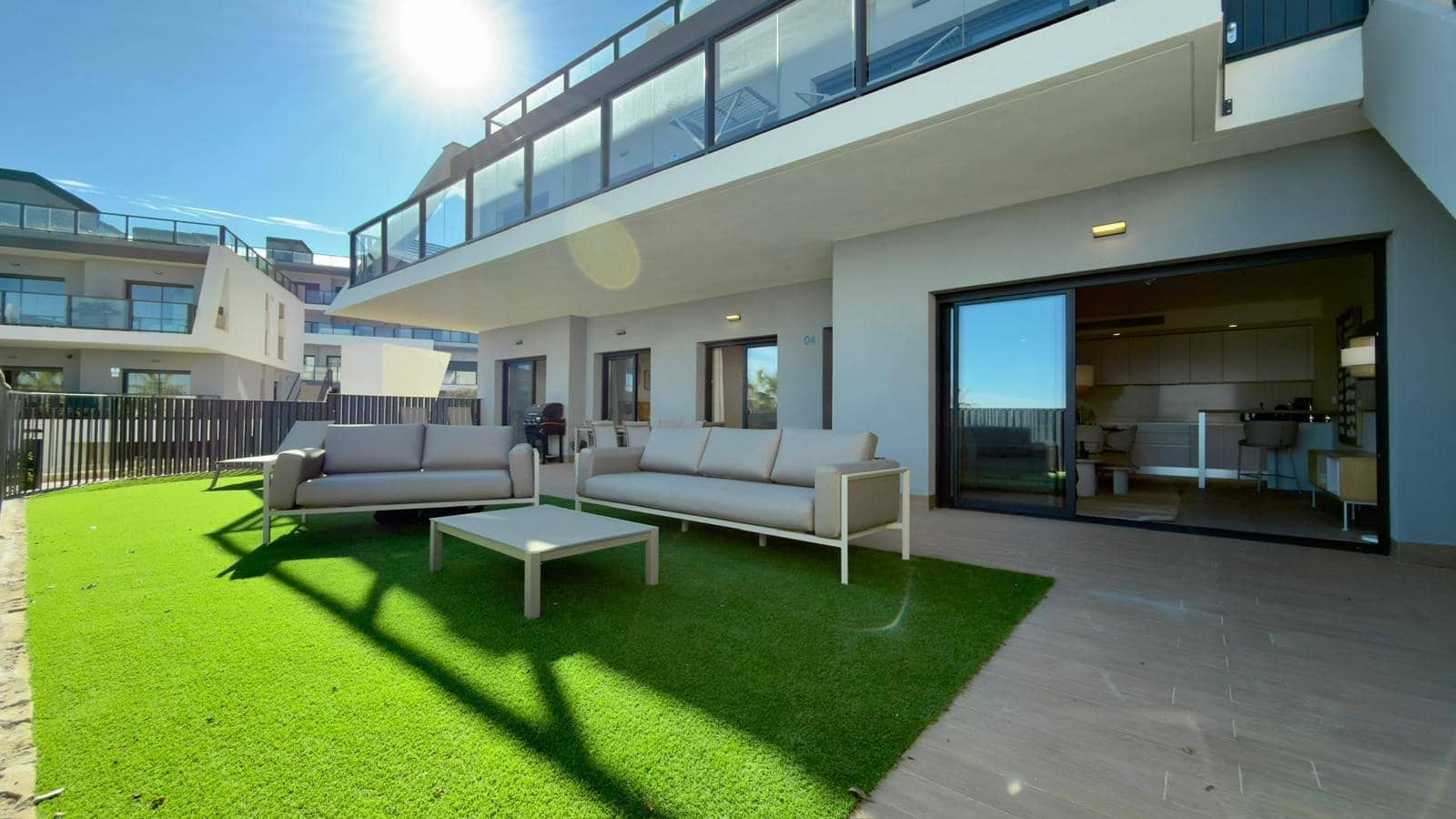 Apartamento de 3 habitaciones en Santa Pola en alquiler con piscina garaje - 1.700 € (Ref: 9414216)