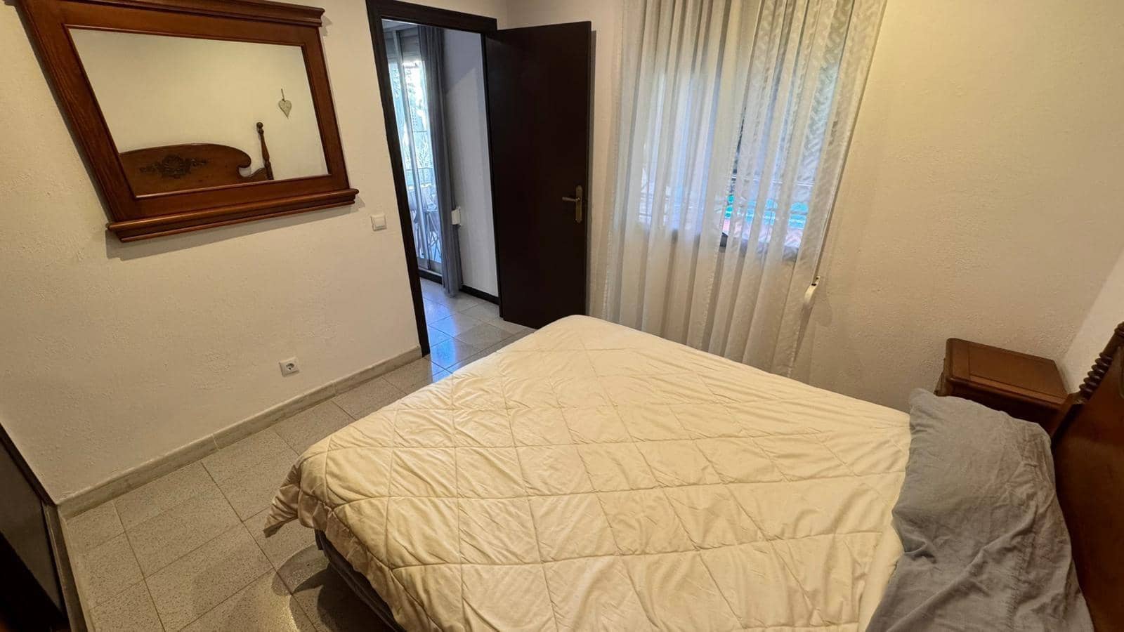 3 bedroom Apartment for rent in Alicante / Alacant city - € 820 (Ref: 9417685)