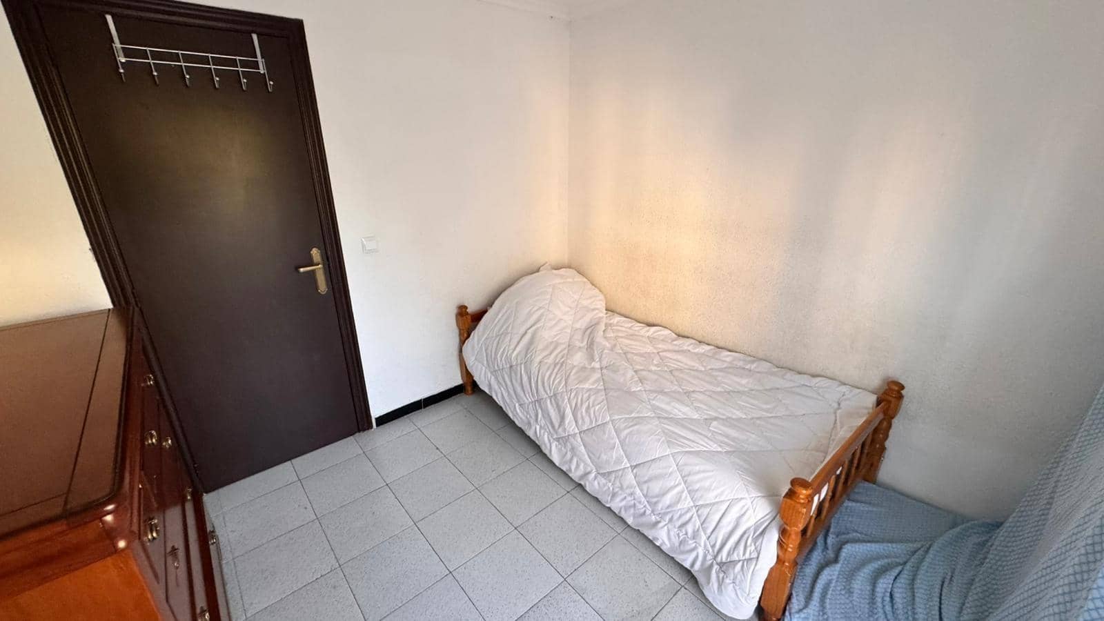 3 bedroom Apartment for rent in Alicante / Alacant city - € 820 (Ref: 9417685)