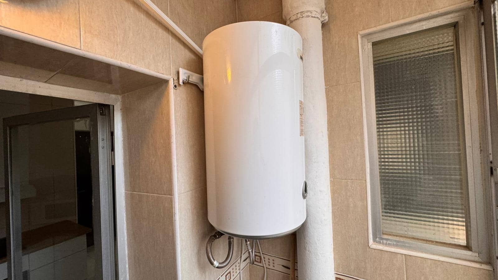 3 bedroom Apartment for rent in Alicante / Alacant city - € 820 (Ref: 9417685)