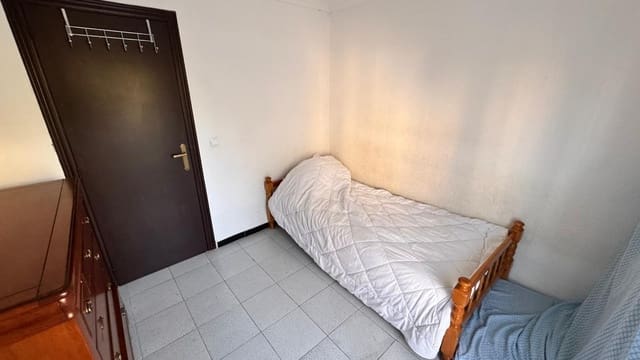 3 bedroom Apartment for rent in Alicante / Alacant city - € 820 (Ref: 9417685)