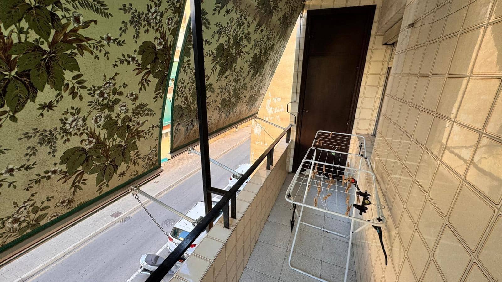 3 bedroom Apartment for rent in Alicante / Alacant city - € 820 (Ref: 9417685)