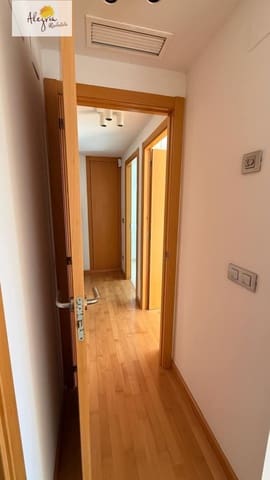 2 bedroom Apartment for rent in Mislata - € 1,395 (Ref: 9417686)