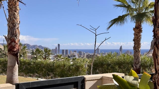 Apartamento de 3 habitaciones en Finestrat en venta con piscina - 410.000 € (Ref: 9419882)