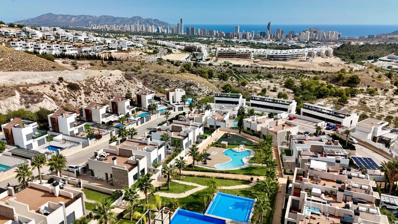 Apartamento de 3 habitaciones en Finestrat en venta con piscina - 410.000 € (Ref: 9419882)