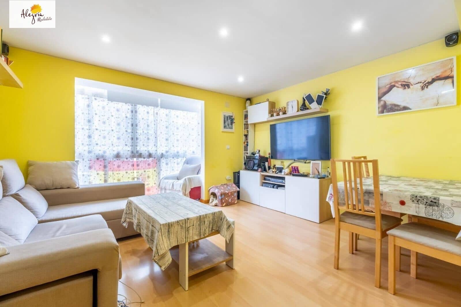 3 Zimmer Apartment zu verkaufen in Alicante / Alacant Stadt - 250.000 € (Ref: 9424404)