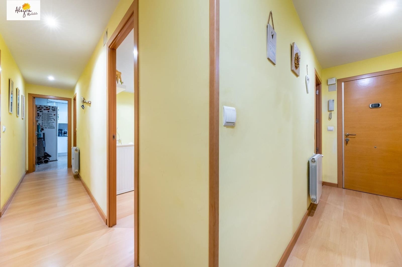 3 Zimmer Apartment zu verkaufen in Alicante / Alacant Stadt - 250.000 € (Ref: 9424404)