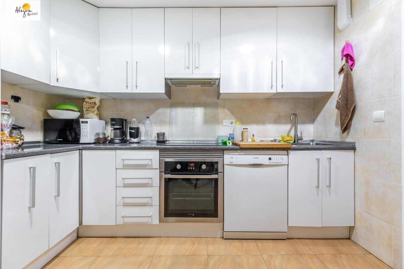 3 Zimmer Apartment zu verkaufen in Alicante / Alacant Stadt - 250.000 € (Ref: 9424404)