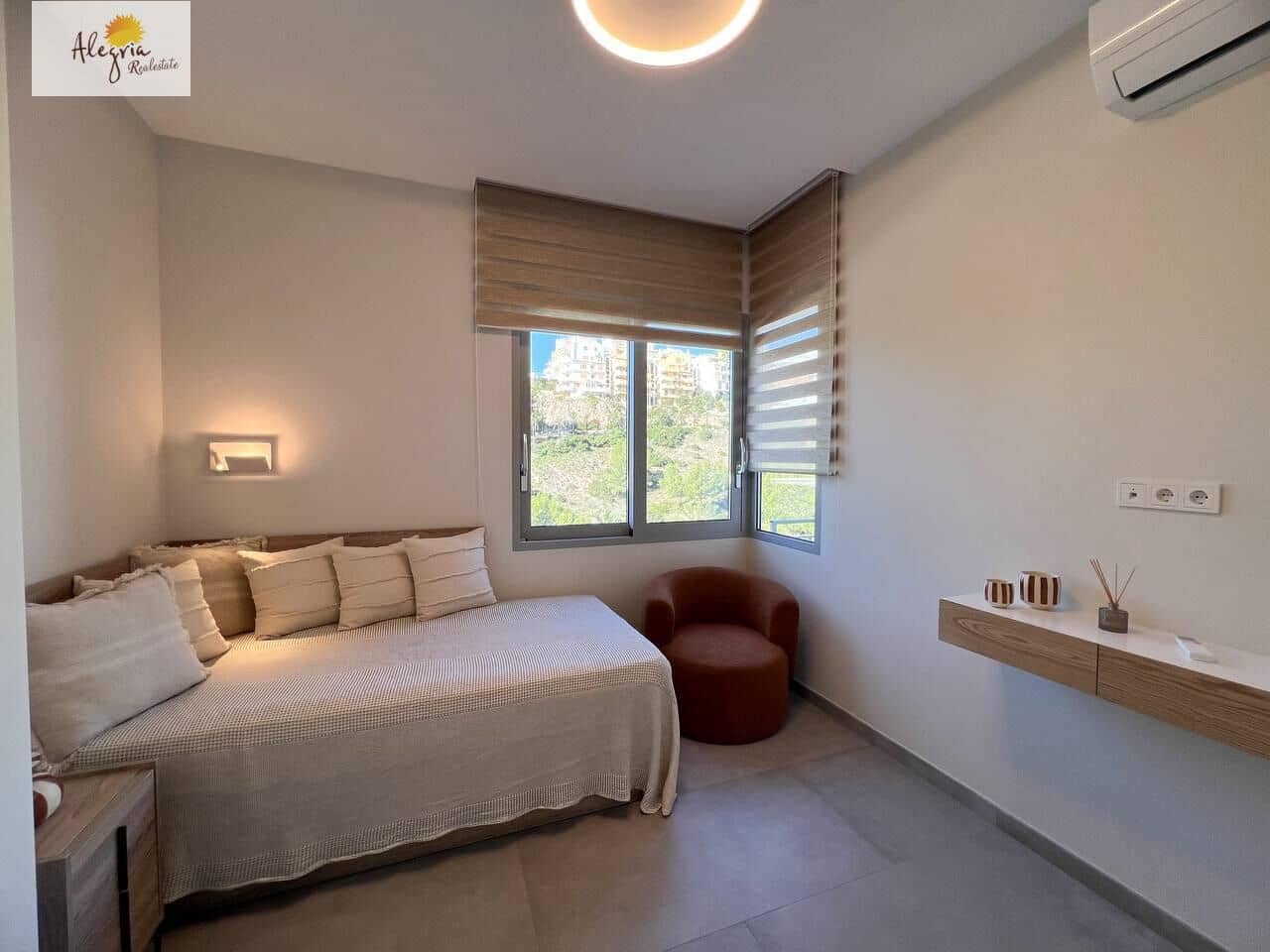 5 bedroom Villa for sale in Cullera with pool garage - € 1,300,000 (Ref: 9425741)