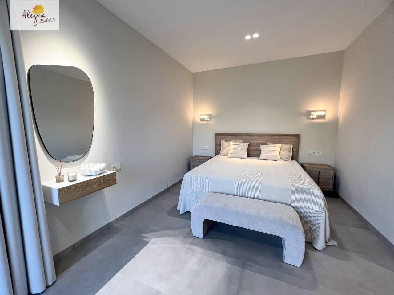 5 bedroom Villa for sale in Cullera with pool garage - € 1,300,000 (Ref: 9425741)