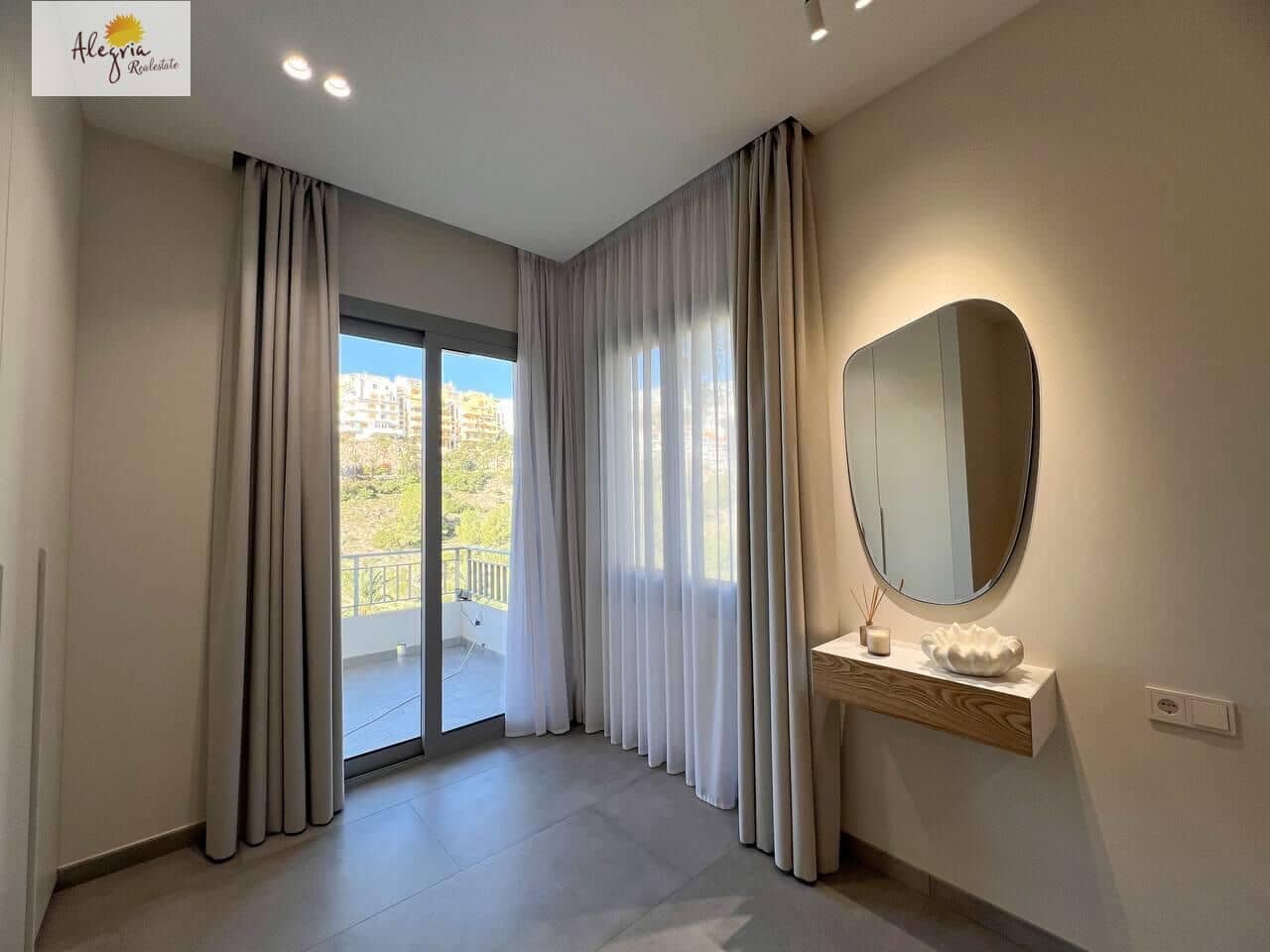 5 bedroom Villa for sale in Cullera with pool garage - € 1,300,000 (Ref: 9425741)