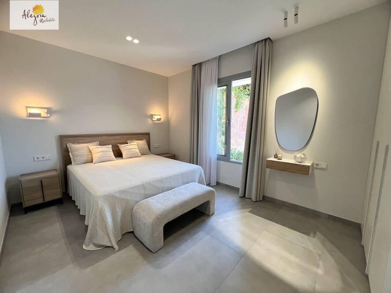 5 bedroom Villa for sale in Cullera with pool garage - € 1,300,000 (Ref: 9425741)