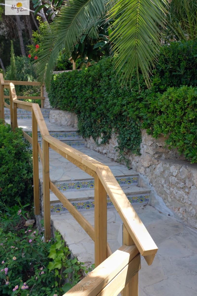 5 bedroom Villa for sale in Cullera with pool garage - € 1,300,000 (Ref: 9425741)