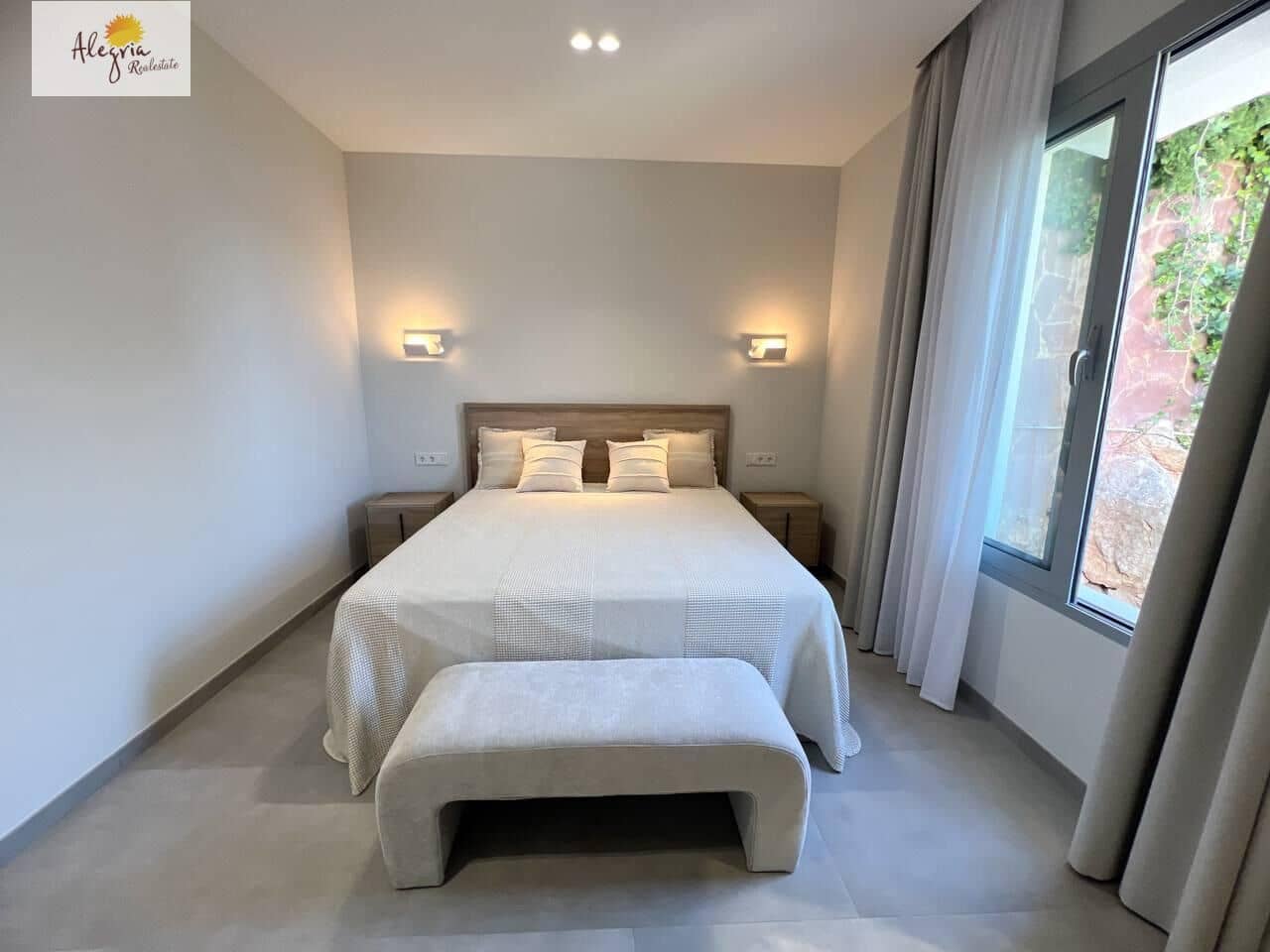 5 bedroom Villa for sale in Cullera with pool garage - € 1,300,000 (Ref: 9425741)