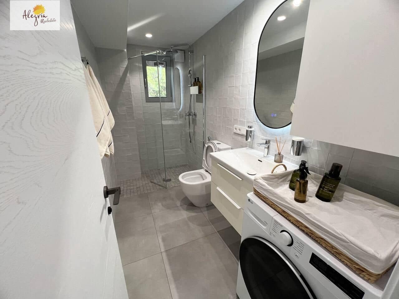 5 bedroom Villa for sale in Cullera with pool garage - € 1,300,000 (Ref: 9425741)