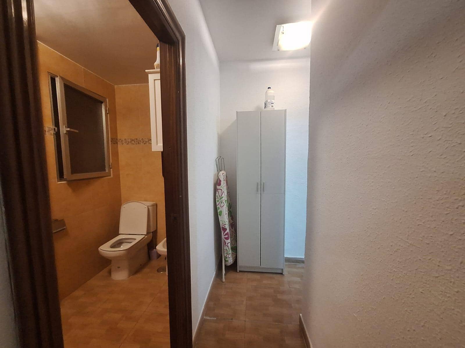 3 makuuhuone Asunto myytävänä paikassa Alicante kaupunki - 147 000 € (Ref: 9435079)