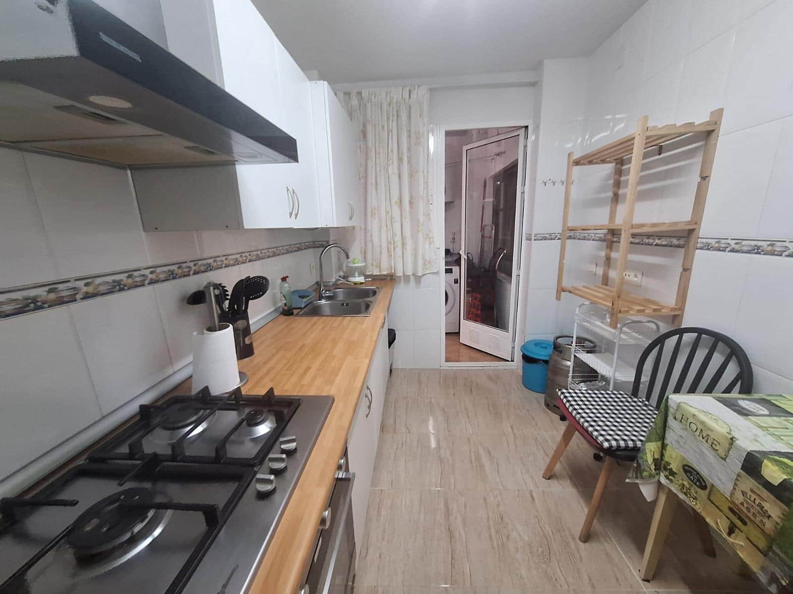 3 makuuhuone Asunto myytävänä paikassa Alicante kaupunki - 147 000 € (Ref: 9435079)