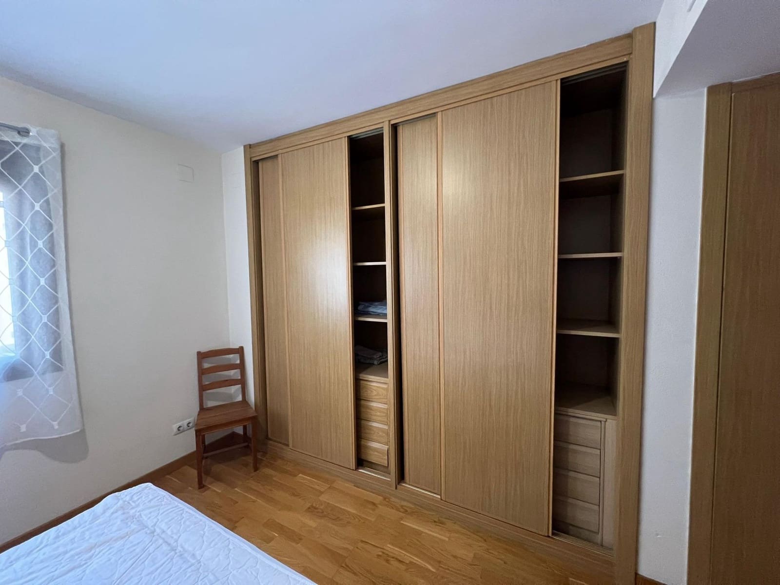 2 bedroom Flat for rent in Alicante / Alacant city with pool - € 1,100 (Ref: 9440648)