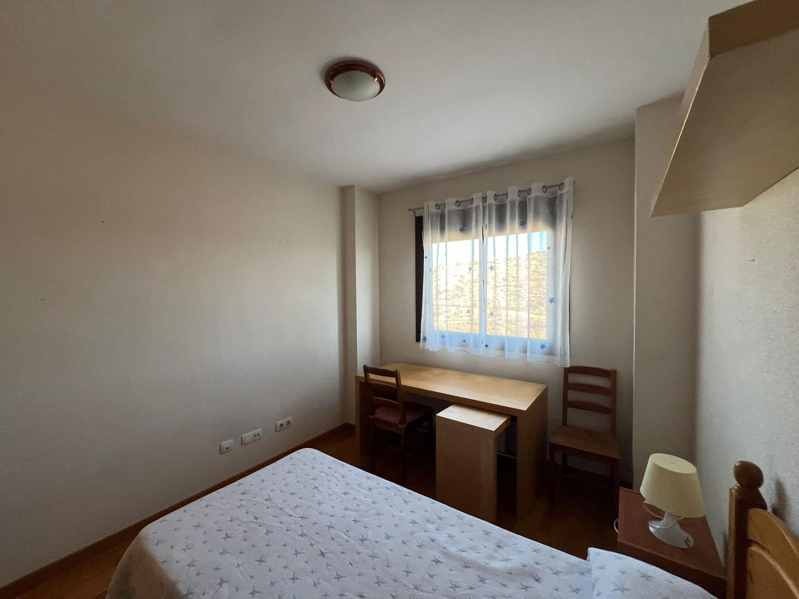 2 bedroom Flat for rent in Alicante / Alacant city with pool - € 1,100 (Ref: 9440648)