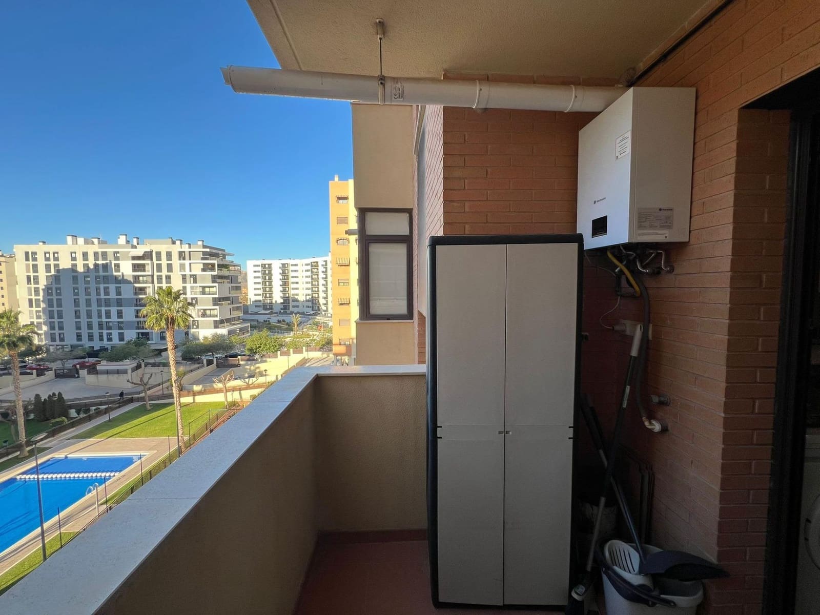 2 bedroom Flat for rent in Alicante / Alacant city with pool - € 1,100 (Ref: 9440648)