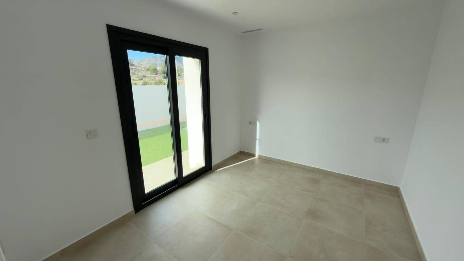 3 quarto Moradia para venda em Finestrat com piscina - 559 000 € (Ref: 9440649)