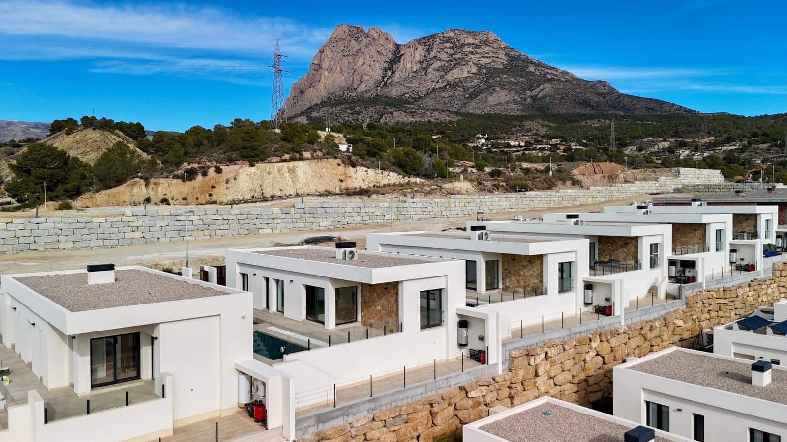 3 quarto Moradia para venda em Finestrat com piscina - 559 000 € (Ref: 9440649)