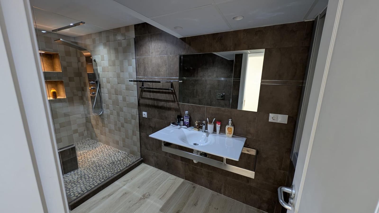 3 makuuhuone Asunto vuokrattavana paikassa Benidorm mukana uima-altaan - 1 800 € (Ref: 9440650)