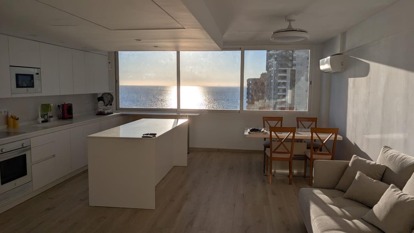3 makuuhuone Asunto vuokrattavana paikassa Benidorm mukana uima-altaan - 1 800 € (Ref: 9440650)