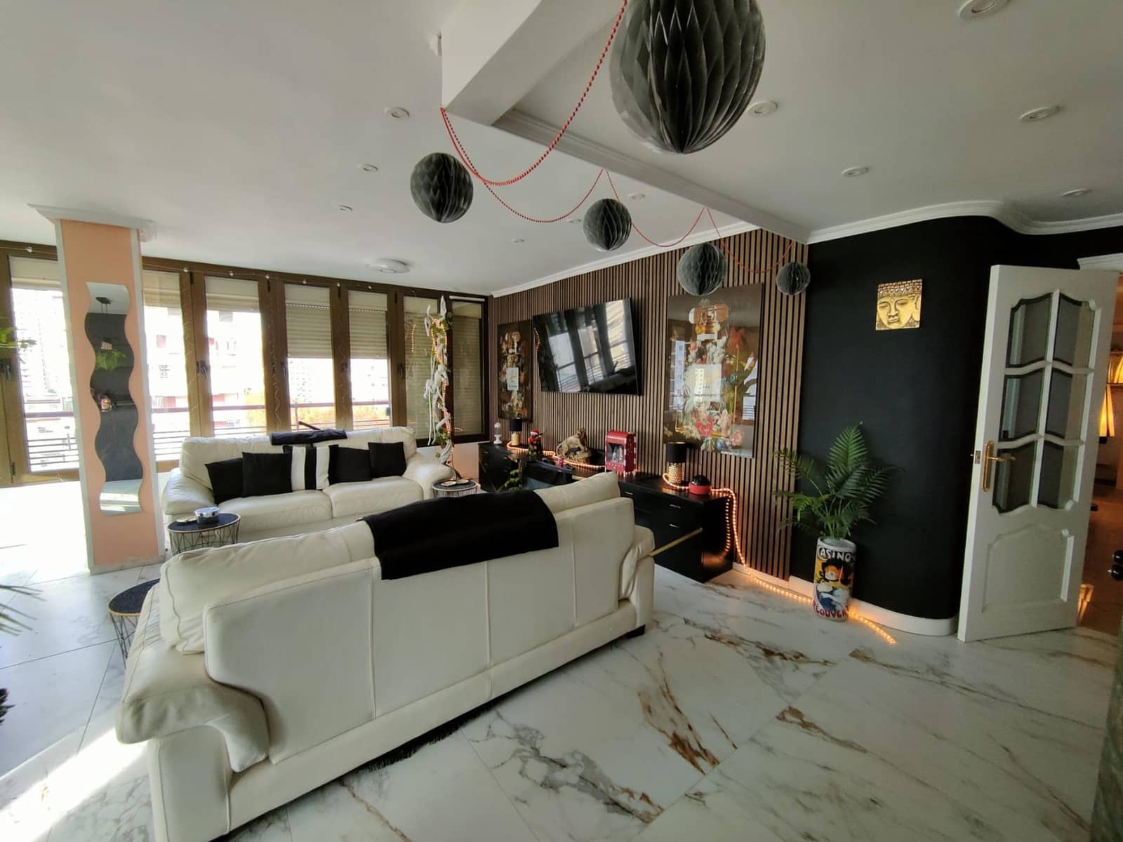 3 soverom Leilighet til salgs i Benidorm med svømmebasseng - € 490 000 (Ref: 9446462)