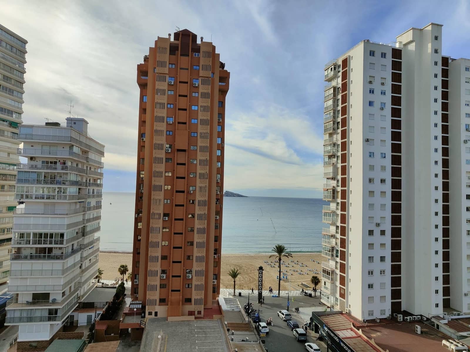3 soverom Leilighet til salgs i Benidorm med svømmebasseng - € 490 000 (Ref: 9446462)