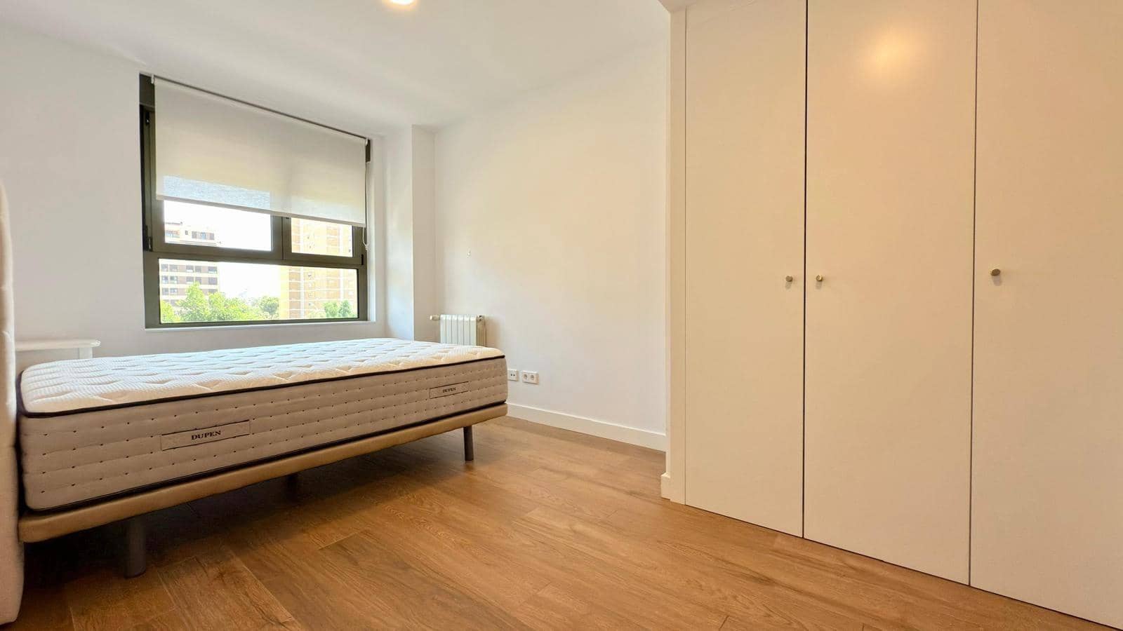 3 slaapkamer Flat te huur in Playa de San Juan met zwembad garage - € 2.700 (Ref: 9449414)