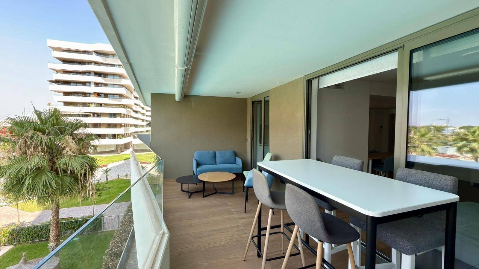 3 slaapkamer Flat te huur in Playa de San Juan met zwembad garage - € 2.700 (Ref: 9449414)