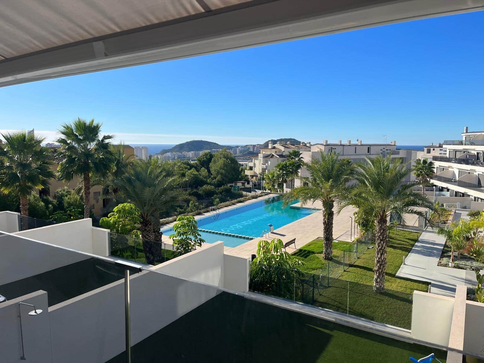 Apartamento de 2 habitaciones en Finestrat en venta con piscina - 370.000 € (Ref: 9449415)