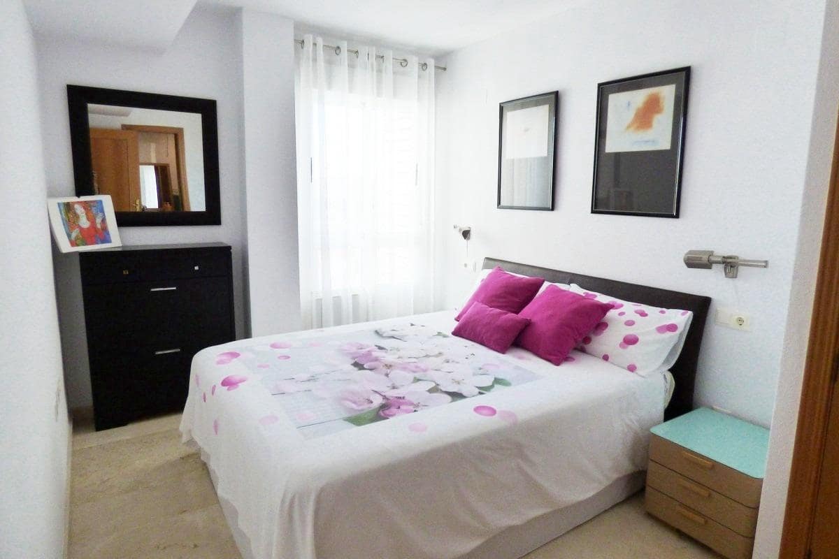 2 quarto Apartamento para arrendar em Alicante cidade com piscina garagem - 1 100 € (Ref: 9450244)