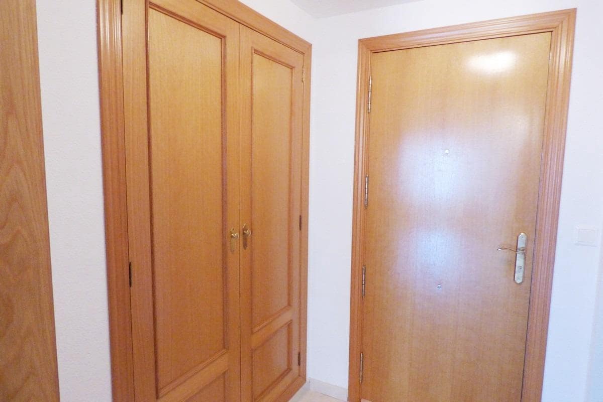 2 quarto Apartamento para arrendar em Alicante cidade com piscina garagem - 1 100 € (Ref: 9450244)