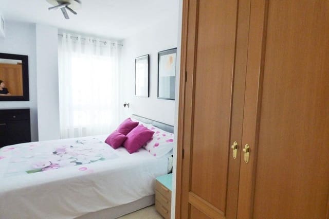 2 slaapkamer Flat te huur in Alicante stad met zwembad garage - € 1.100 (Ref: 9450244)