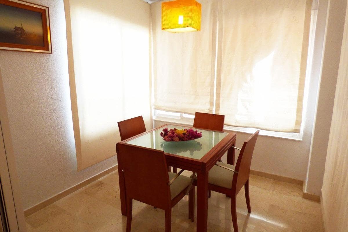 2 quarto Apartamento para arrendar em Alicante cidade com piscina garagem - 1 100 € (Ref: 9450244)
