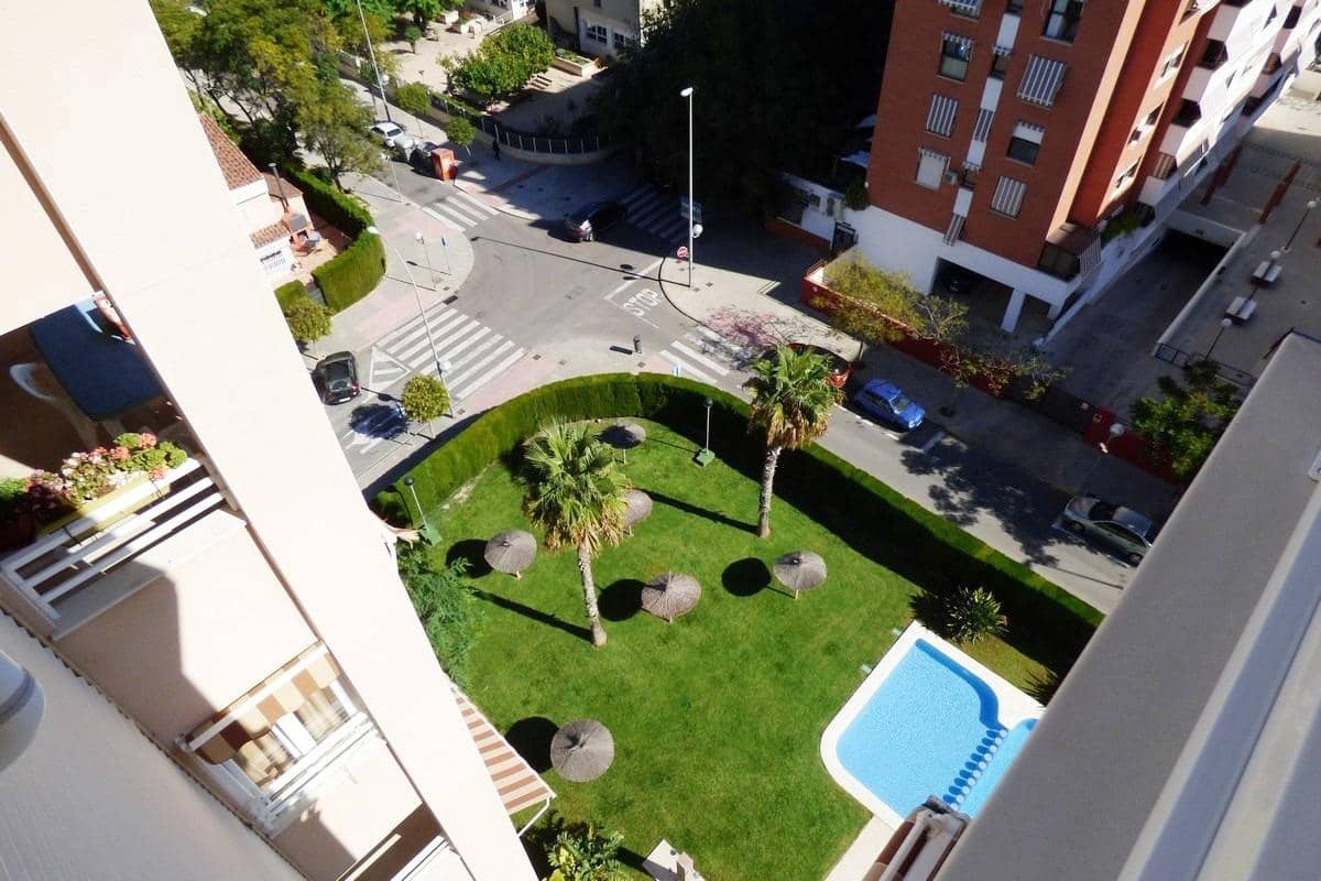2 quarto Apartamento para arrendar em Alicante cidade com piscina garagem - 1 100 € (Ref: 9450244)
