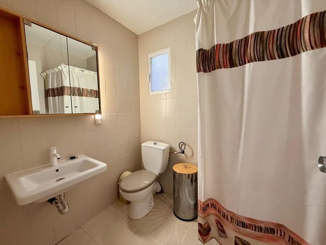 3 makuuhuone Huoneisto vuokrattavana paikassa Alicante kaupunki - 900 € (Ref: 9452242)