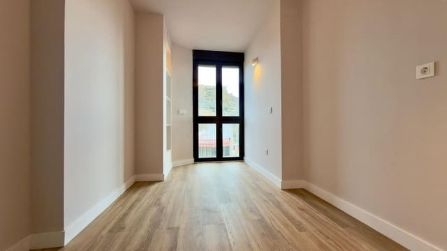 3 slaapkamer Flat te koop in Mercado, Alicante stad - € 525.000 (Ref: 9456378)