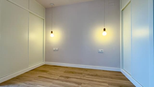 3 slaapkamer Flat te koop in Mercado, Alicante stad - € 525.000 (Ref: 9456378)