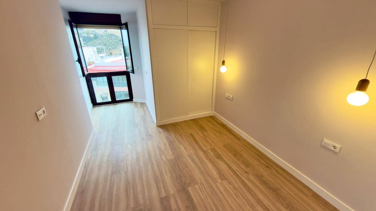 3 makuuhuone Asunto myytävänä paikassa Alicante kaupunki - 525 000 € (Ref: 9456378)