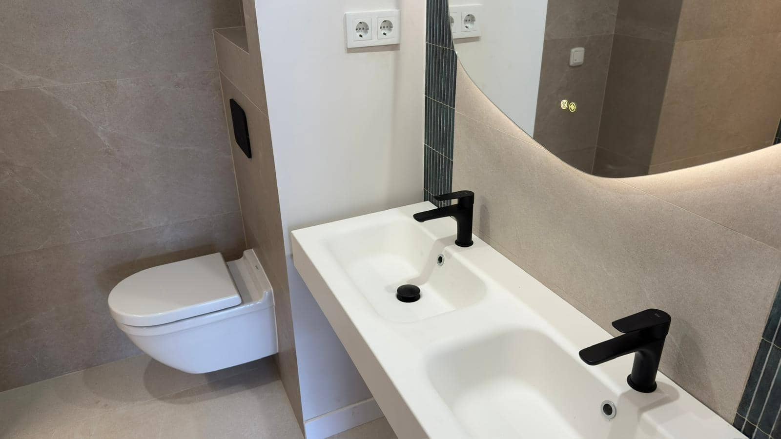 3 makuuhuone Asunto myytävänä paikassa Alicante kaupunki - 525 000 € (Ref: 9456378)