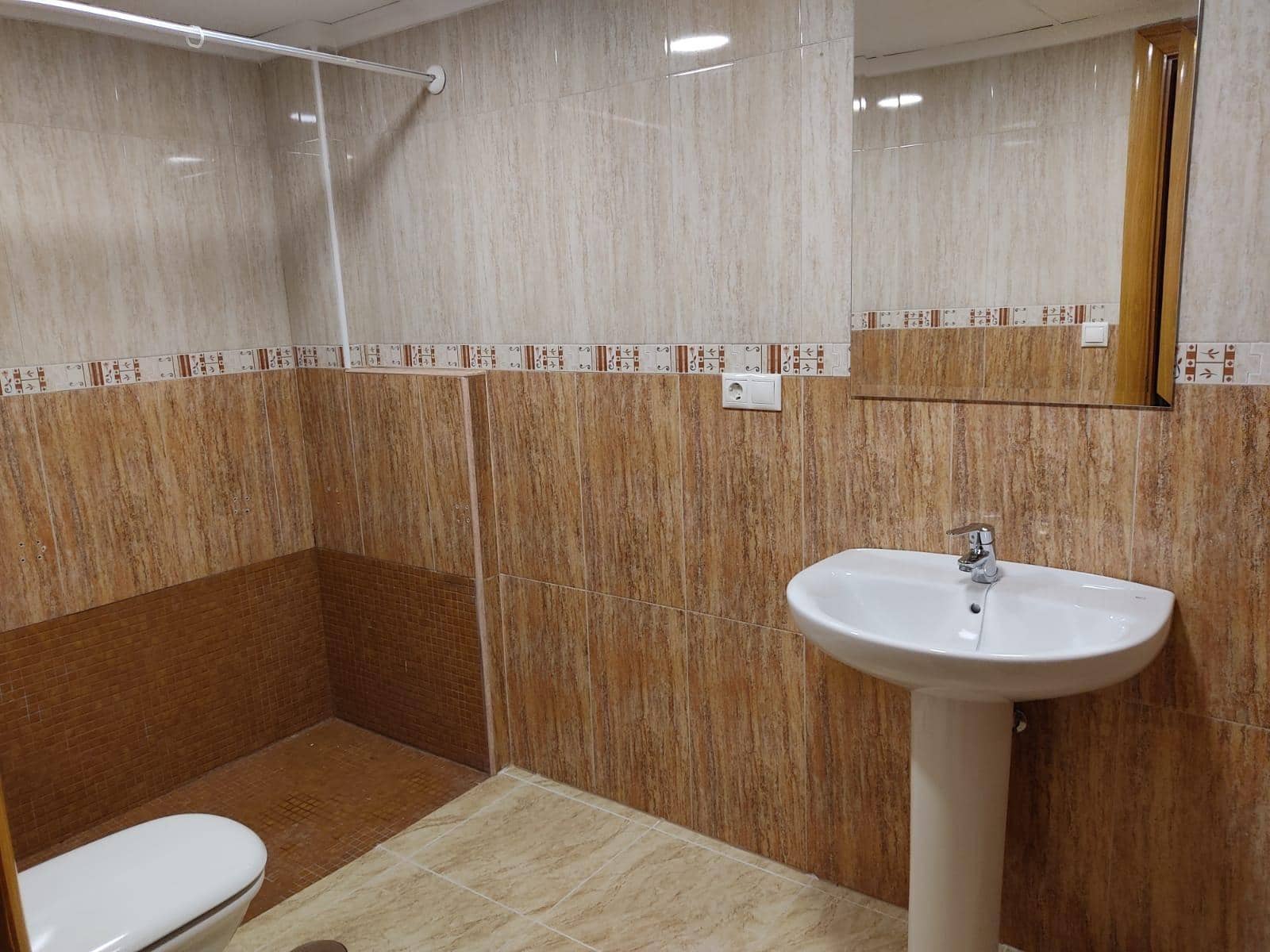 3 makuuhuone Kattohuoneisto myytävänä paikassa Alicante kaupunki mukana 
autotalli - 240 000 € (Ref: 9456380)