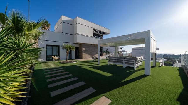 3 bedroom Villa for sale in Finestrat with pool - € 650,000 (Ref: 9462461)